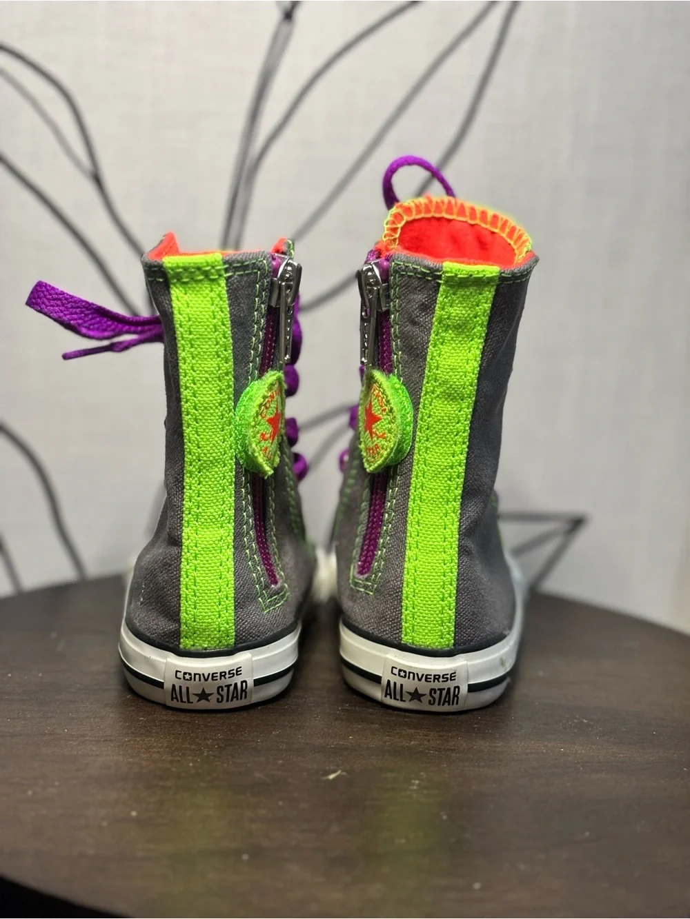 Converse Baby High-Top Sneakers NWOT & Zipper for Easy On/Off Size 3